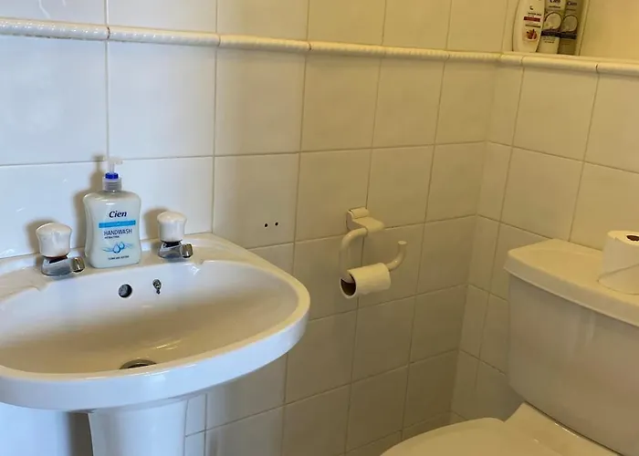 Harbour View - Two Bed With Parking Apartament Galway